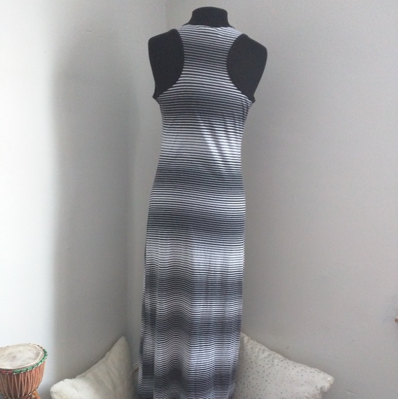 Striped maxi dress - Picture 4 of 4